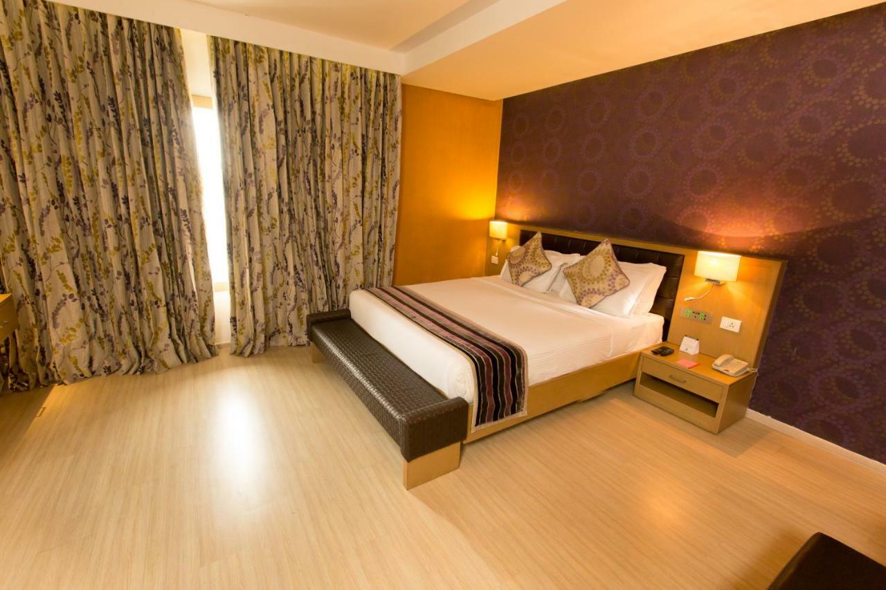 M Inn Коимбаторе Екстериор снимка